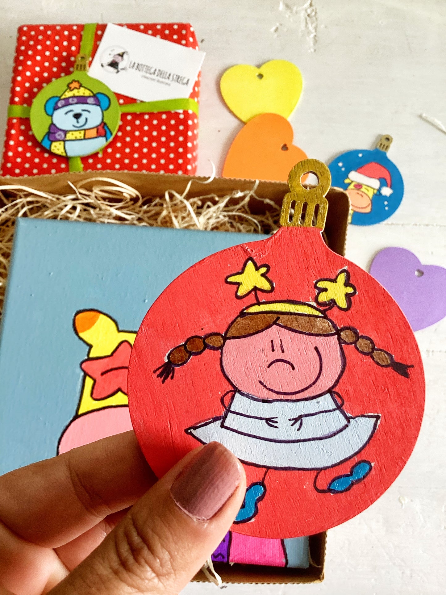 Quadro giraffa e decorazioni in legno personalizzate – Set regalo natalizio per bambini e famiglia